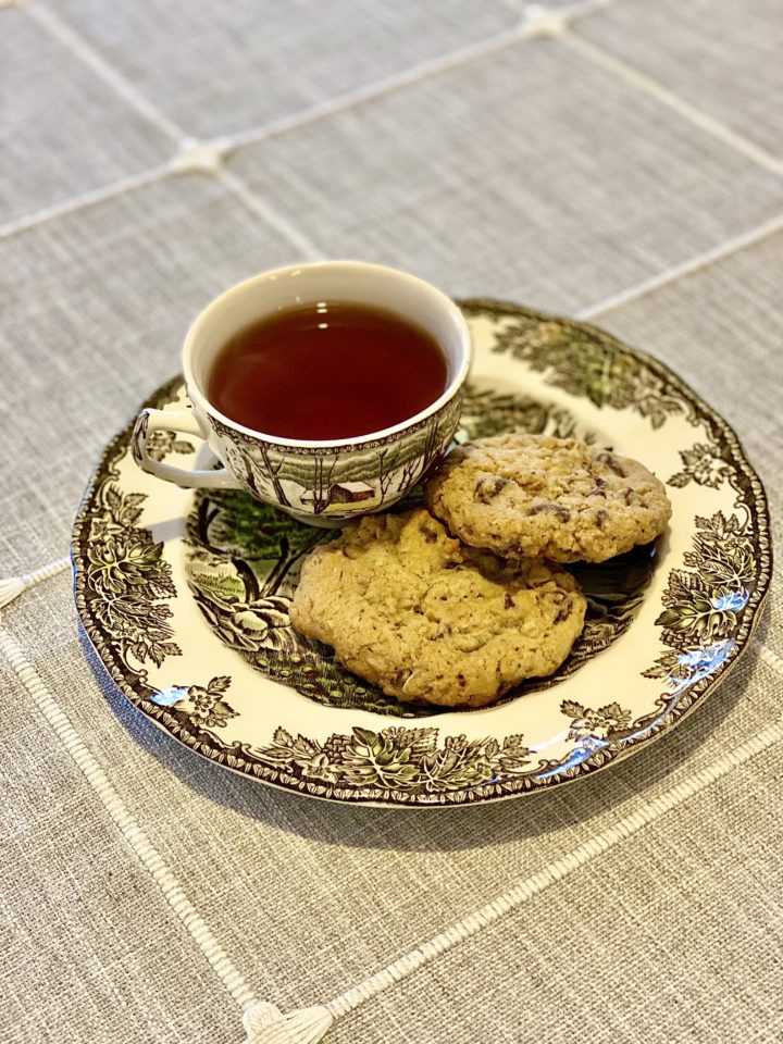 Mrs. Field’s Oatmeal Chocolate Chip Cookies